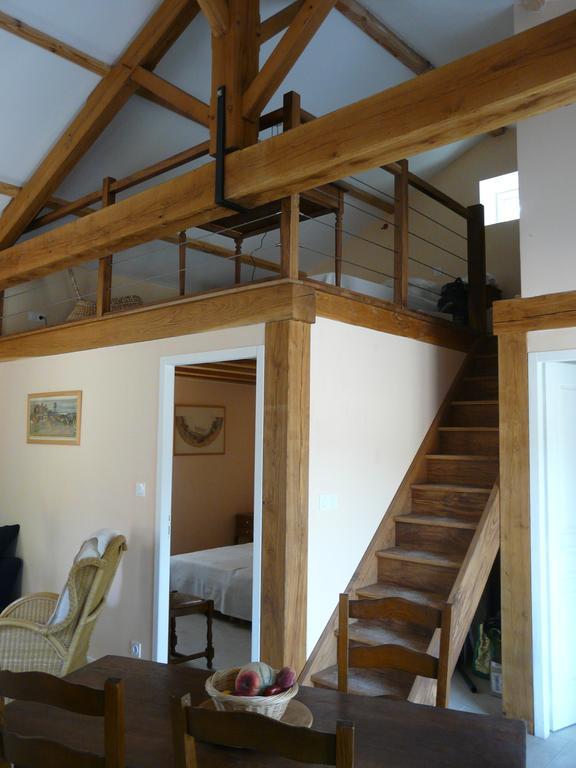 Gite Des Vergnes Esse Exterior foto